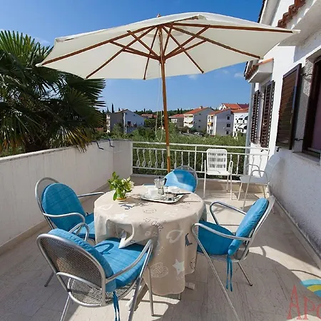 Nice With Terrace And Grill For Use Apartment Malinska